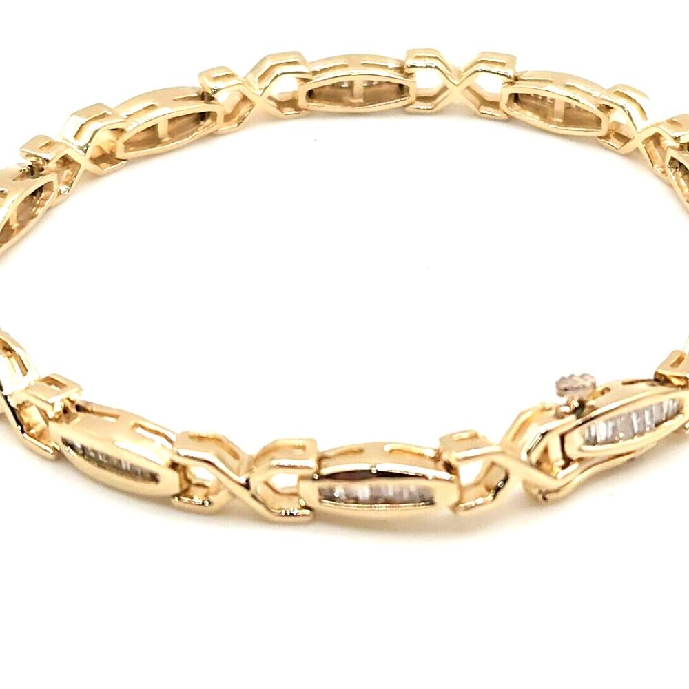 Beautiful 14k Solid Yellow Gold Baguette Diamond Bracelet 7"